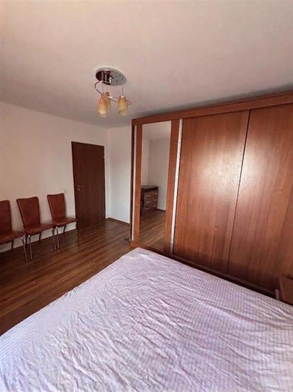 Apartament cu 2 camere decomandat, mobilat în Turnișor