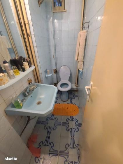 Apartament cu 4 camere decomandat în Tudor