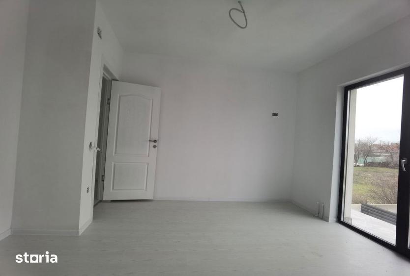 Casă cu 4 camere cu Teren 315 Mp în Valu lui Traian