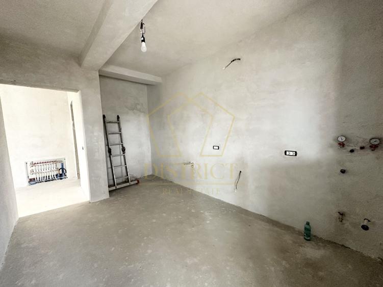 Duplex cu 4 camere cu Canalizare în Giroc