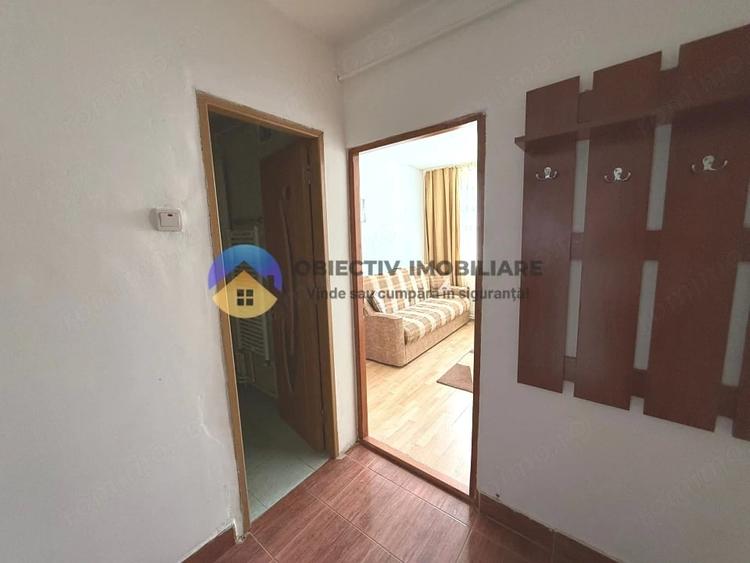 Apartament cu 2 camere semidecomandat în Central