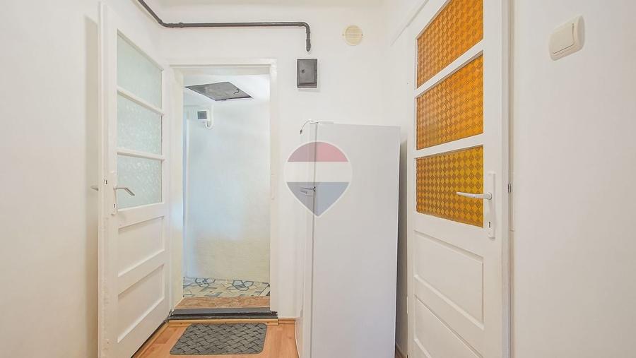 Casă individuală cu 3 camere cu Teren 178 Mp în Schei