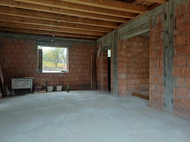Casă cu 2 camere în Hoghiz