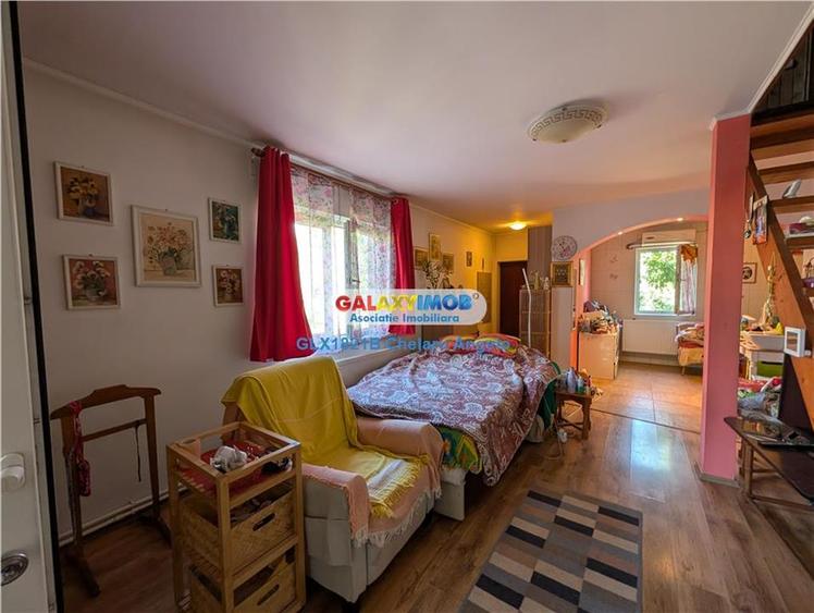 Moara Vlasiei vila 6 camere 210 mp teren 750 mp, deschidere 26 ml - 18