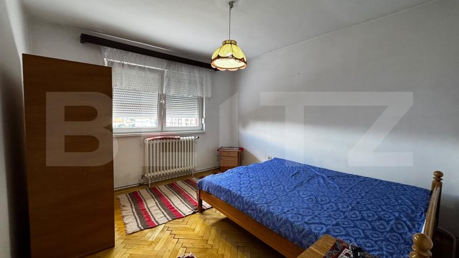 Apartament 3 camere, 64 mp, zona Central - 2