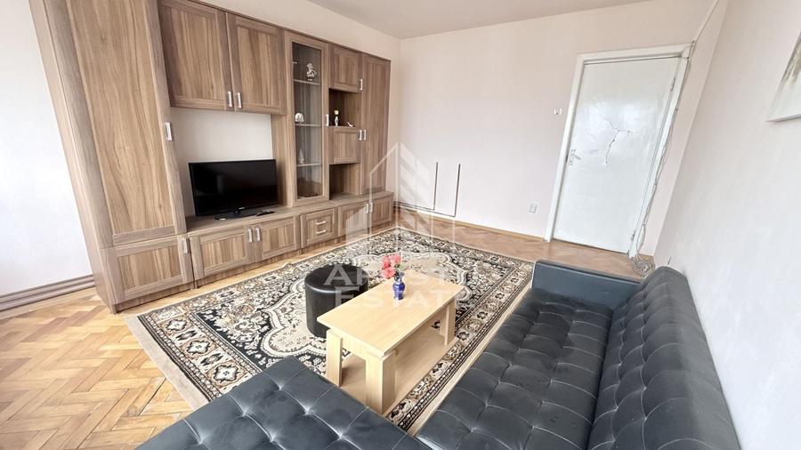 Apartament cu 2 camere decomandat, mobilat în Dacia