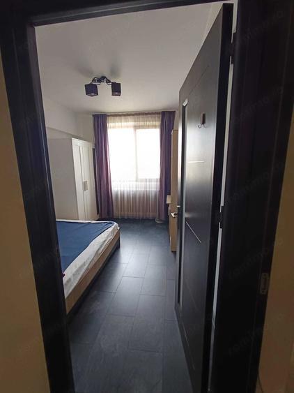 Apartament cu 3 camere decomandat, mobilat în Tineretului