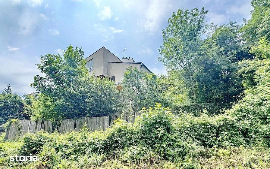 Casă cu 5 camere cu Teren 500 Mp în Bartolomeu