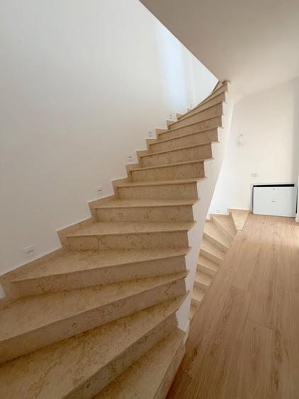 Duplex cu 4 camere cu Canalizare în Chitila