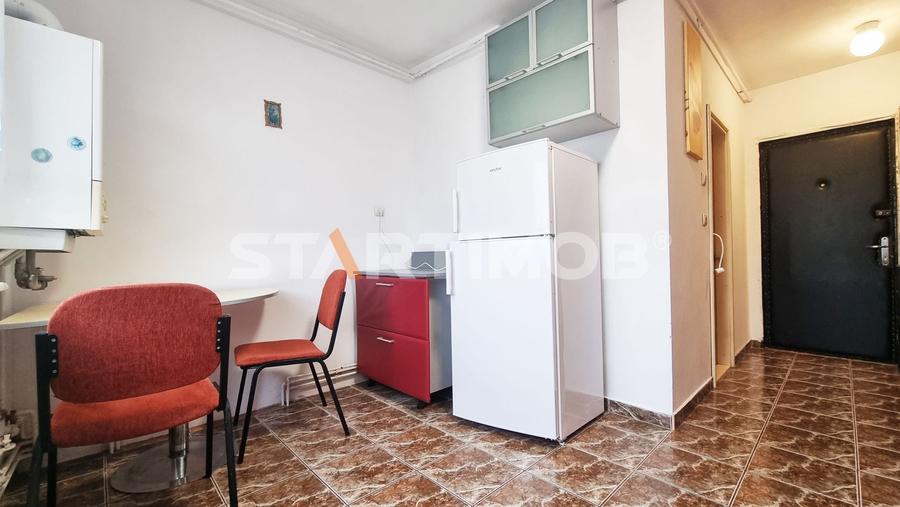Garsonieră decomandată în Răcădău