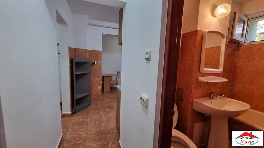 Apartament cu 2 camere decomandat în Burdea