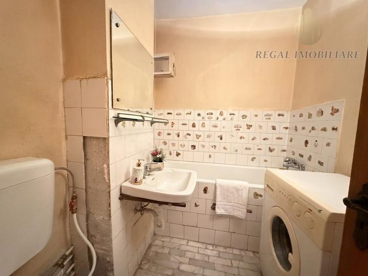 Apartament cu 3 camere decomandat, mobilat în Tineretului