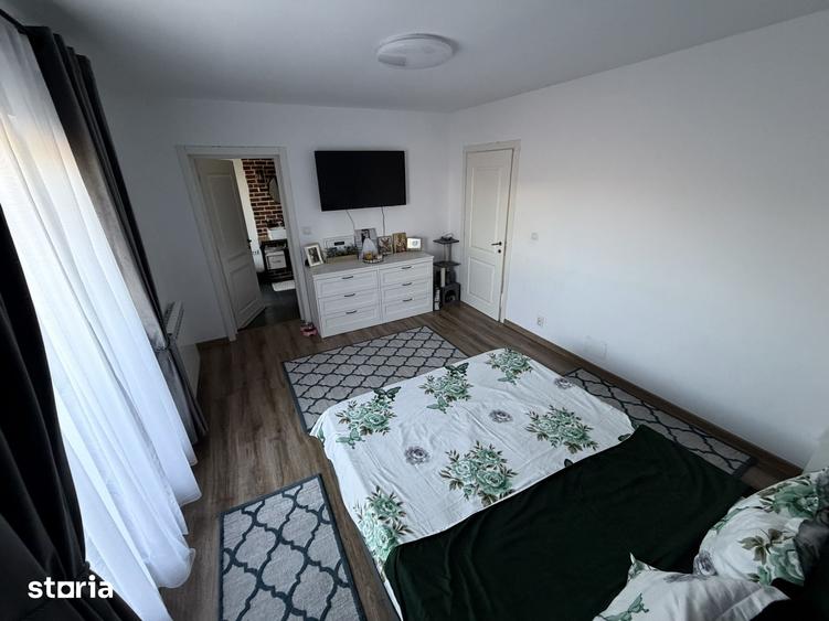 Casă cu 5 camere cu Teren 501 Mp în Miroslava