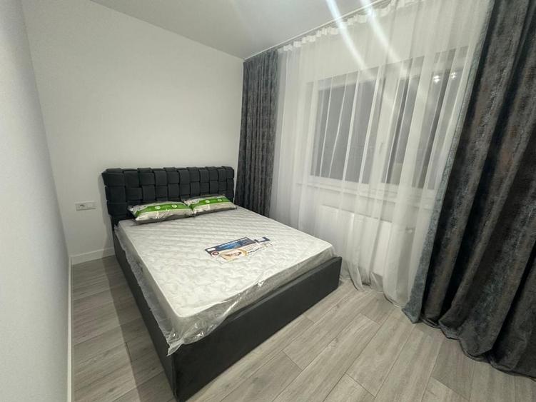 Apartament cu 2 camere decomandat în Olteni