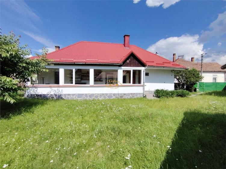 Casă cu 3 camere cu Teren 624 Mp în Central
