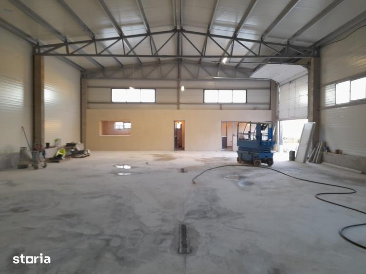 Spațiu comercial, de 600 mp, în Mehala