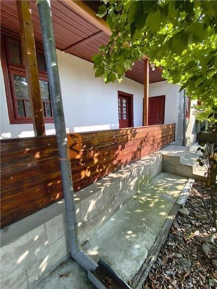 Casă individuală cu 5 camere cu Canalizare în Clondiru