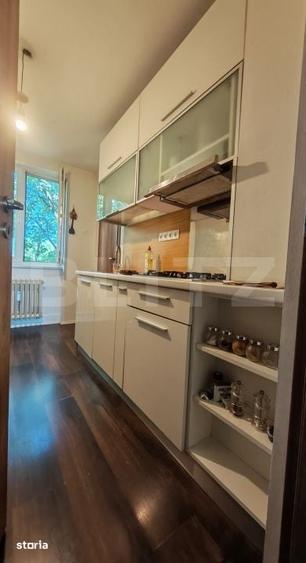 Apartament 4 camere decomandat, etaj intermediar, Splaiul Crisanei - 6