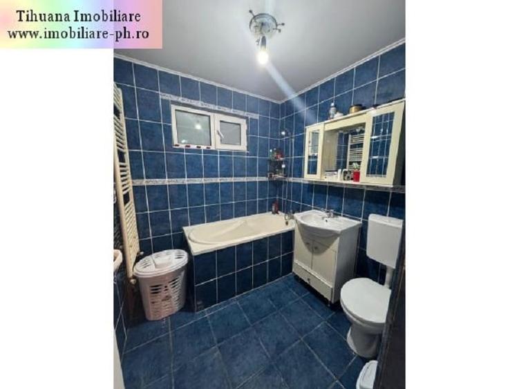 Casă individuală cu 4 camere cu Garaj în 9 Mai