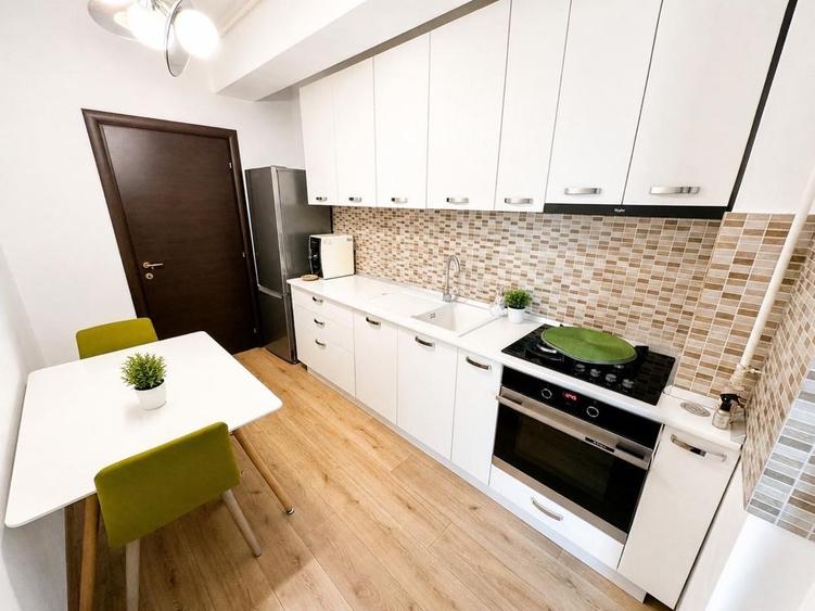 Apartament cu 2 camere decomandat, mobilat în Tomis Plus