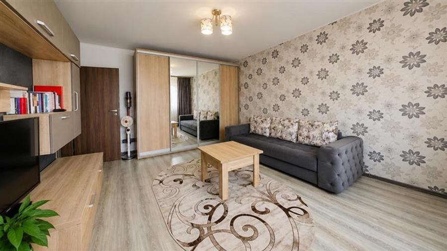 Apartament cu 2 camere decomandat, mobilat în Exterior Vest