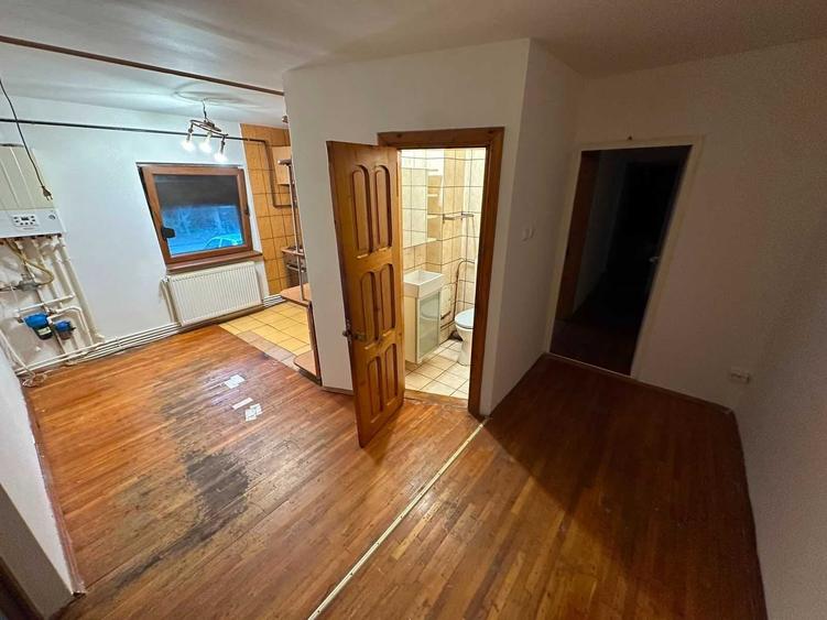 Apartament cu 3 camere decomandat în Unirii Sud