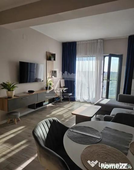 Apartament cu 3 camere decomandat în Delfinariu