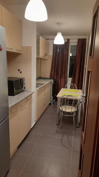 Apartament cu 2 camere decomandat în Dristor