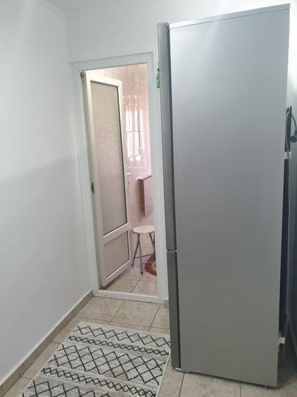Apartament cu 2 camere semidecomandat în Obor