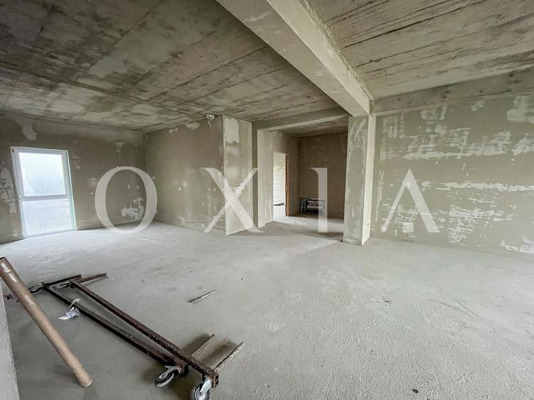 Penthouse cu 3 camere semidecomandat în Giroc