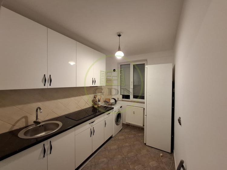 Apartament cu 2 camere semidecomandat, mobilat în Rogerius