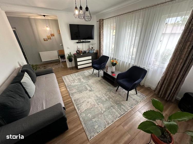 Casă cu 4 camere în Valea Lungă