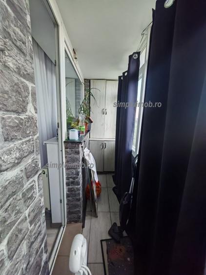 Apartament cu 3 camere decomandat, mobilat în Brâncoveanu