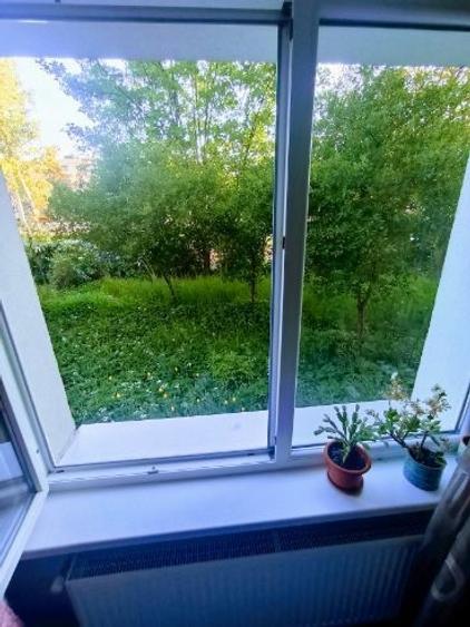 Apartament cu 3 camere decomandat în Tractorul - 8
