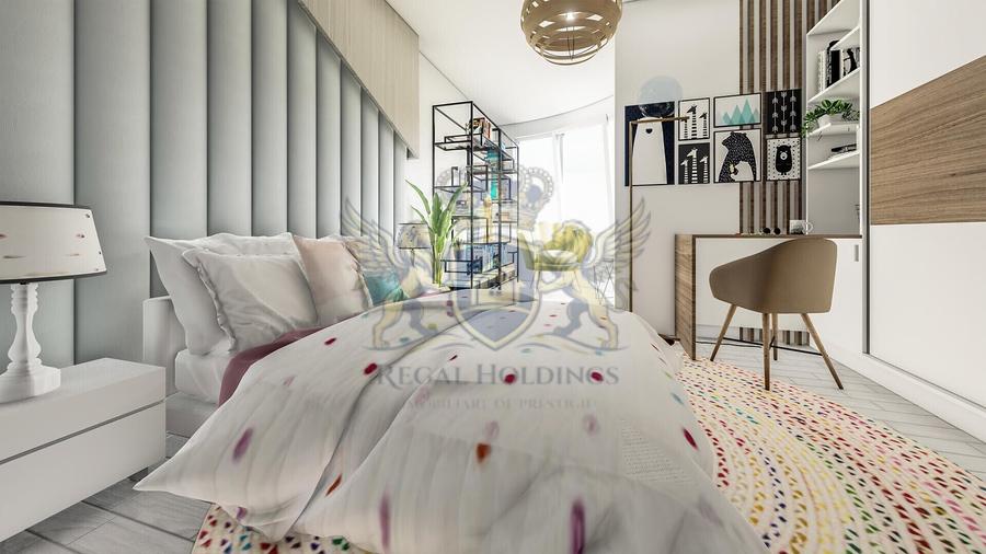 Apartament cu 3 camere decomandat în Tractorul