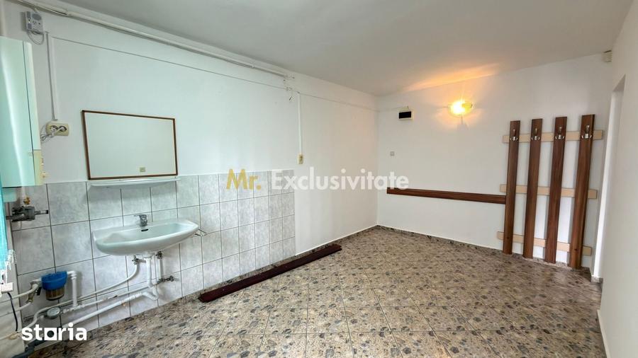 Spațiu comercial, de 50 mp, în Central