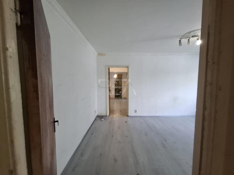 Apartament cu 3 camere semidecomandat în Veteranilor