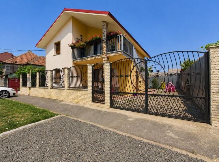 Casă cu 4 camere în Bujac