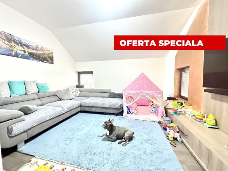 Apartament cu 3 camere semidecomandat, mobilat în Dumbrăvița