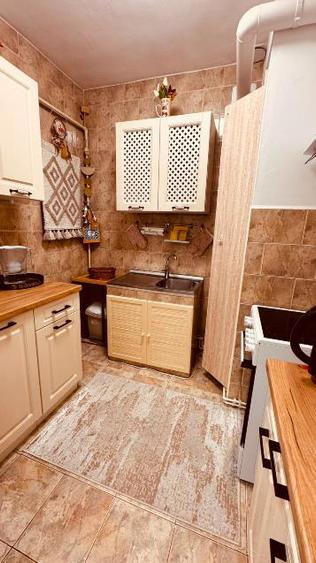 Apartament cu 2 camere decomandat, mobilat în Răcădău