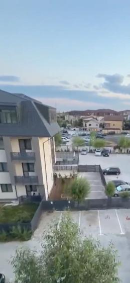 Garsonieră decomandată în Dobroești