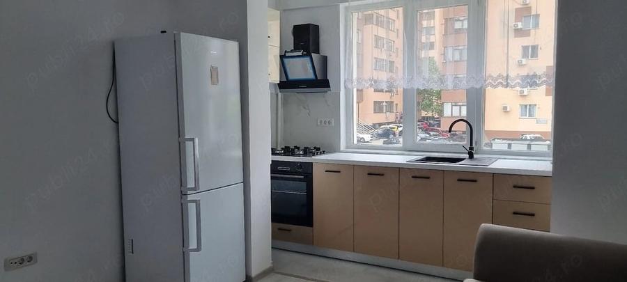 Apartament cu 2 camere semidecomandat în Roșu
