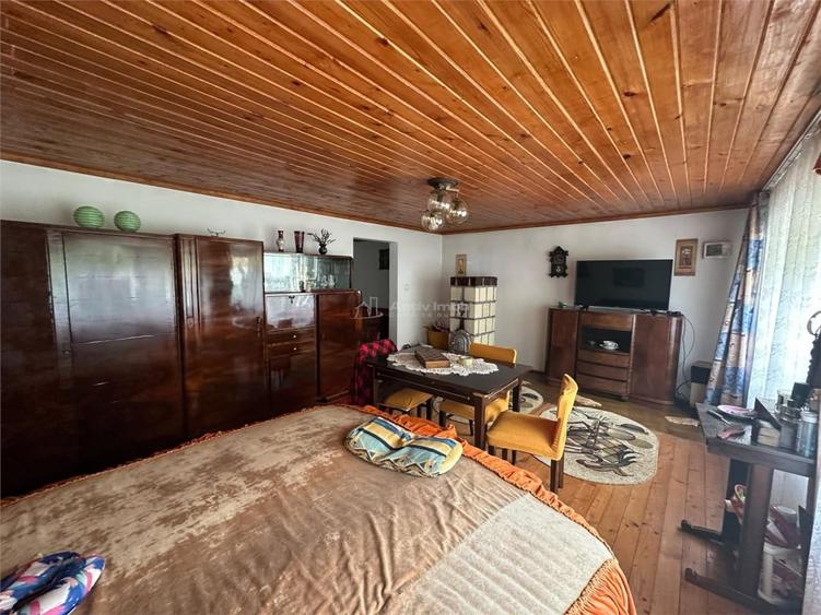 Casă cu 4 camere cu Teren 647 Mp în Central