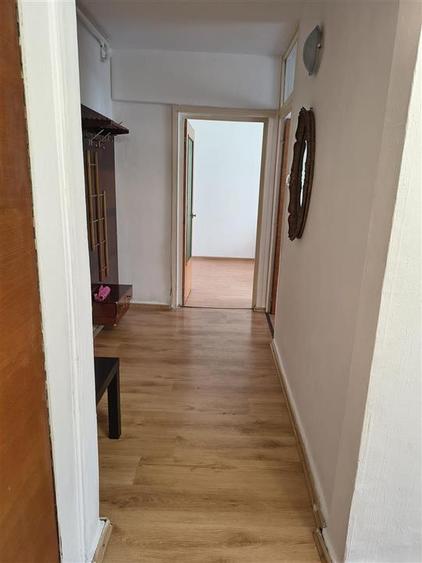 Apartament cu 2 camere decomandat, mobilat în Scriitorilor