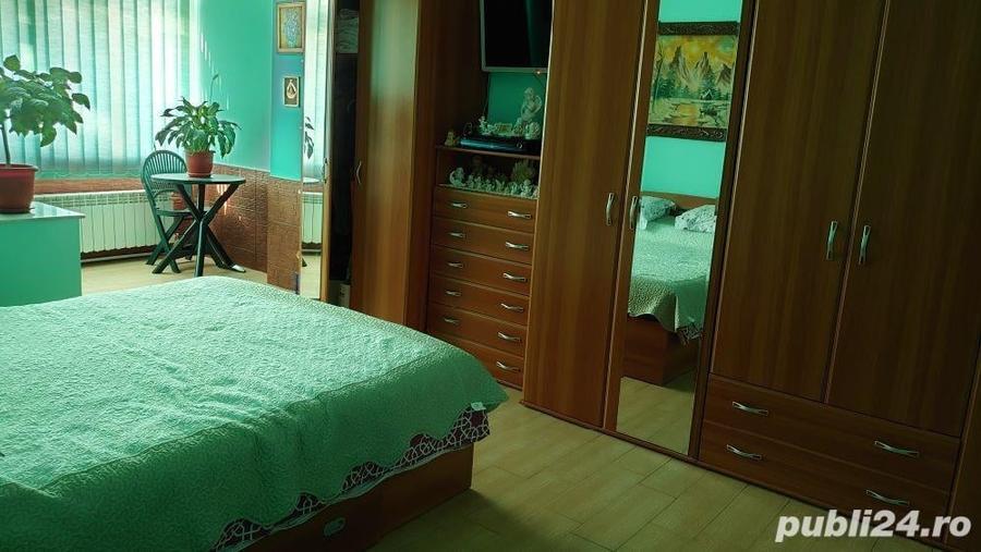 Apartament cu 3 camere decomandat în Mazepa 1