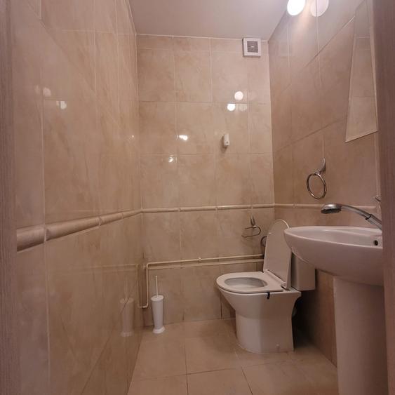 Apartament cu 3 camere decomandat în Centrul Civic