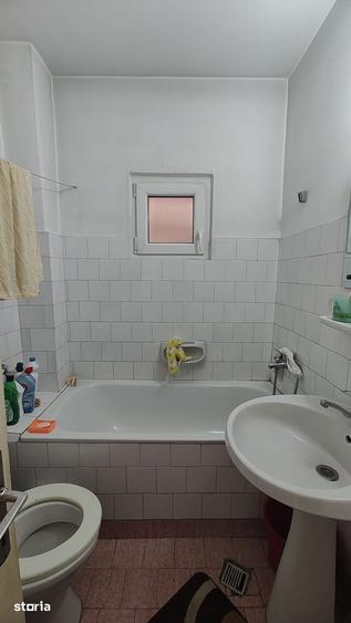 Casă cu 4 camere cu Teren 537 Mp în Central