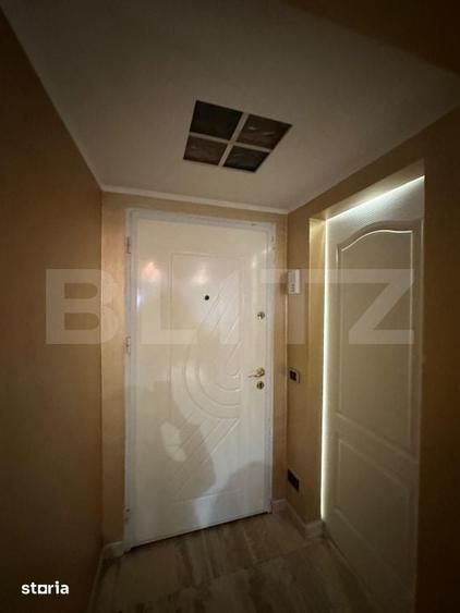 Apartament cu 3 camere semidecomandat, mobilat în Nord