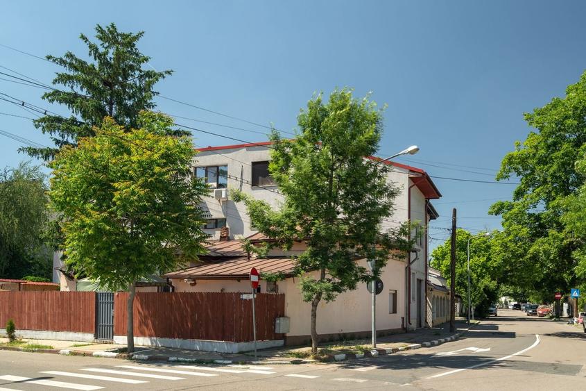 Casă individuală cu 3 camere cu Canalizare în Eroii Revoluției