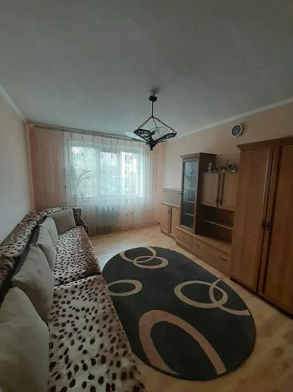 Apartament cu 2 camere decomandat în Negru Vodă